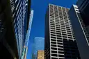Gläserne Bürotürme in Downtown Houston, von unten gesehen