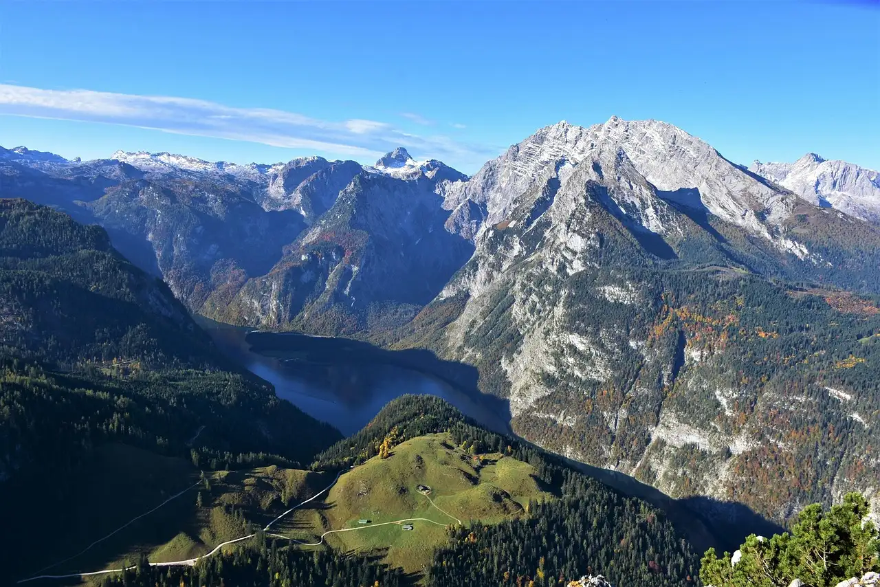 Der Watzmann und die Berge rund um den Königssee bei Berchtesgaden