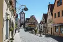 El Plönlein de Rothenburg ob der Tauber: casas con entramado de madera y dos torres antiguas